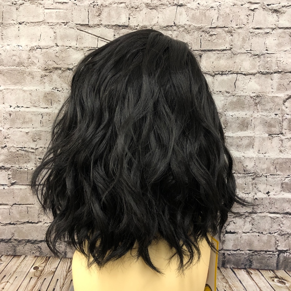 Peagan synthetic lace front wig 1B NWT - Picture 3 of 7